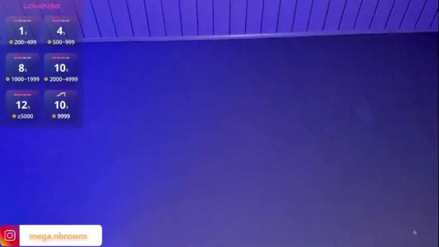 Image 2 of megan_browns1 Stream on Chaturbate on 12 days ago