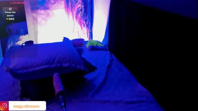 Image 8 of megan_browns1 Stream on Chaturbate on 12 days ago