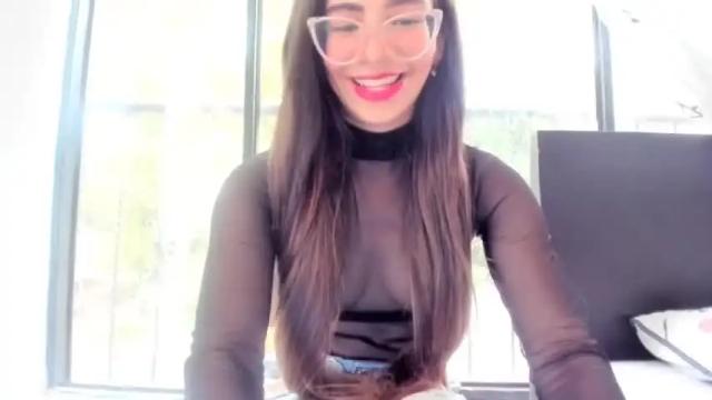 Image 8 of megan_charlotte Stream on Chaturbate on 22 months ago