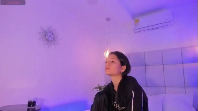 Thumbnail 1, megan_collins1's Stream at Chaturbate, 3 hours ago