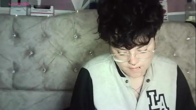 Image 11 of megan_coop3r_ Stream on Chaturbate on 1 month ago