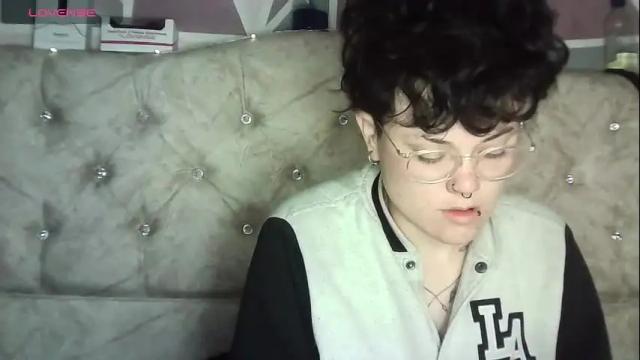 Image 12 of megan_coop3r_ Stream on Chaturbate on 1 month ago