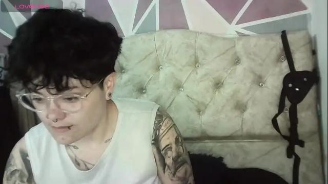 Image 2 of megan_coop3r_ Stream on Chaturbate on 1 month ago