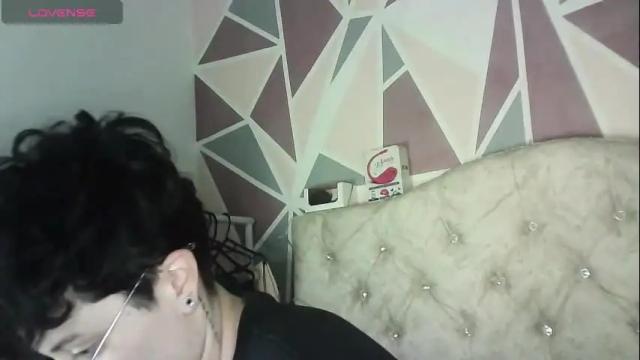 Image 2 of megan_coop3r_ Stream on Chaturbate on 1 month ago