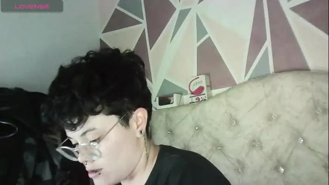 Image 3 of megan_coop3r_ Stream on Chaturbate on 1 month ago