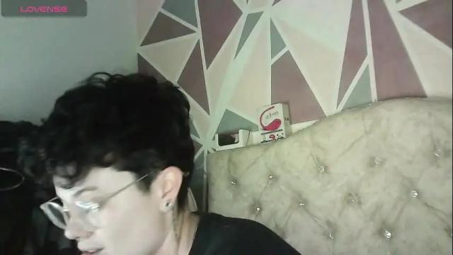 Image 7 of megan_coop3r_ Stream on Chaturbate on 1 month ago
