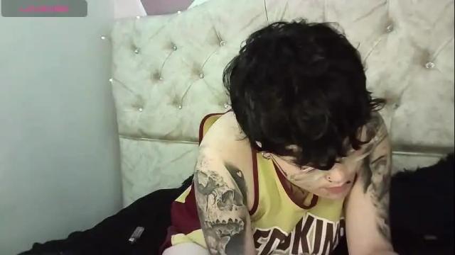Image 12 of megan_coop3r_ Stream on Chaturbate on 19 days ago