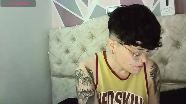 Image 4 of megan_coop3r_ Stream on Chaturbate on 19 days ago