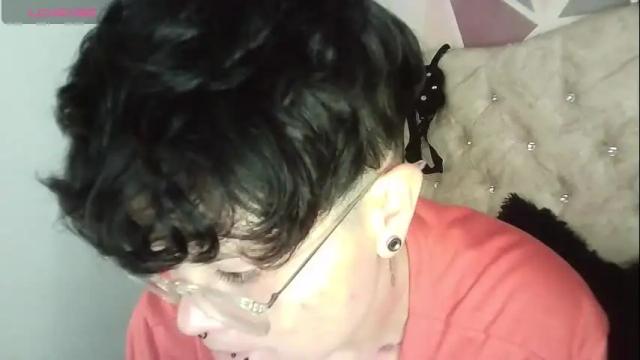 Image 4 of megan_coop3r_ Stream on Chaturbate on 17 days ago