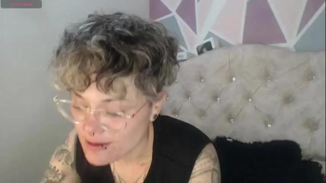 Image 10 of megan_coop3r_ Stream on Chaturbate on 5 days ago