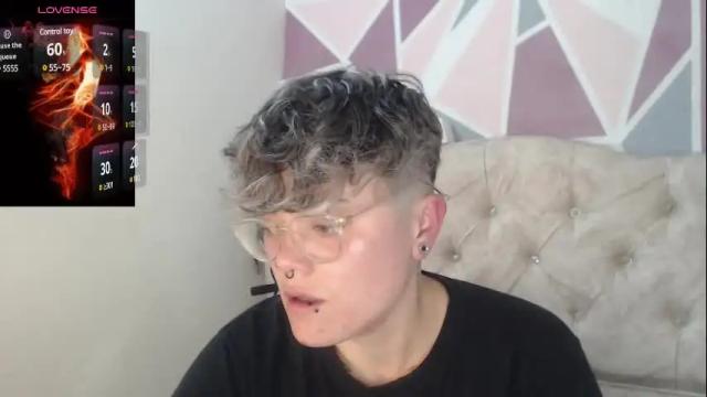 Image 12 of megan_coop3r_ Stream on Chaturbate on 1 day ago