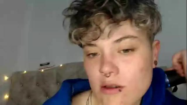 Image 7 of megan_coop3r_ Stream on Chaturbate on 1 month ago