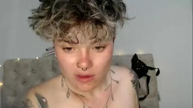 Image 11 of megan_coop3r_ Stream on Chaturbate on 26 days ago