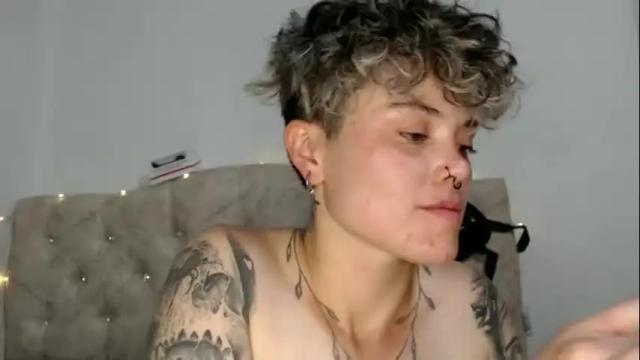 Image 12 of megan_coop3r_ Stream on Chaturbate on 26 days ago