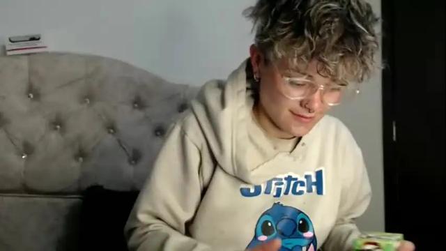Image 4 of megan_coop3r_ Stream on Chaturbate on 26 days ago
