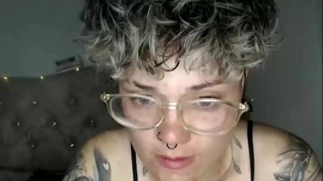 Image 4 of megan_coop3r_ Stream on Chaturbate on 19 days ago