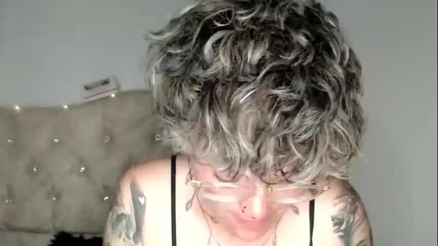 Image 6 of megan_coop3r_ Stream on Chaturbate on 19 days ago