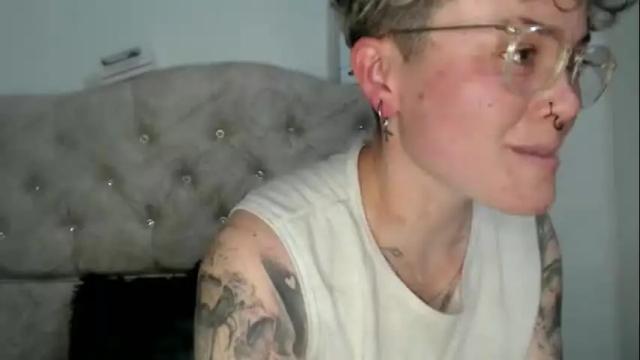 Image 3 of megan_coop3r_ Stream on Chaturbate on 17 days ago