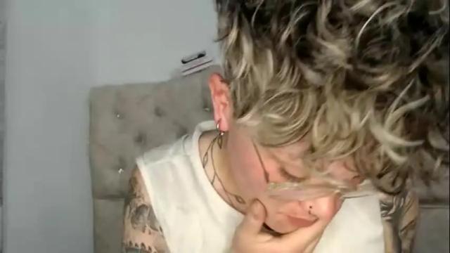 Image 8 of megan_coop3r_ Stream on Chaturbate on 17 days ago