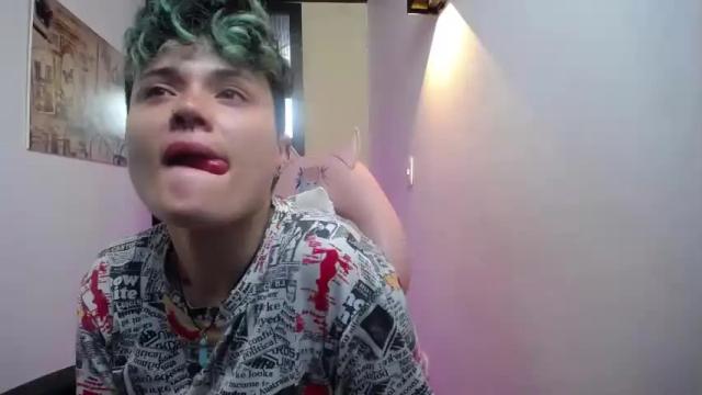 Image 3 of megan_coopeer Stream on Chaturbate on 16 months ago