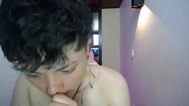 Image 3 of megan_coopeer Stream on Chaturbate on 16 months ago