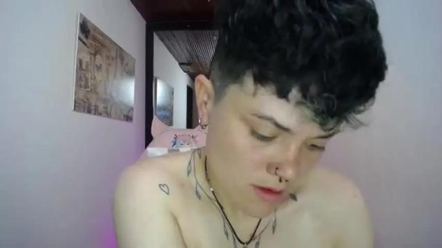 Image 4 of megan_coopeer Stream on Chaturbate on 16 months ago
