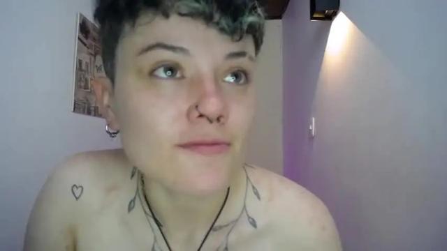 Image 7 of megan_coopeer Stream on Chaturbate on 16 months ago