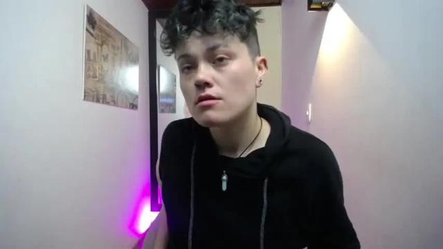 Image 3 of megan_coopeer Stream on Chaturbate on 16 months ago
