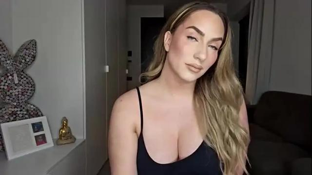 Thumbnail 1, megan_coxxxx's Stream at Chaturbate, 15 months ago