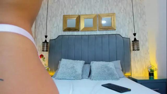 Image 4 of megan_cruzgb Stream on Chaturbate on 1 month ago