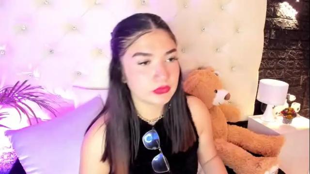 Image 3 of megan_devon Stream on Chaturbate on 1 month ago
