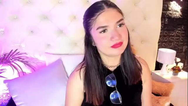 Image 6 of megan_devon Stream on Chaturbate on 1 month ago