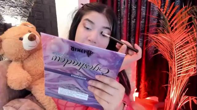 Image 12 of megan_devon Stream on Chaturbate on 1 month ago