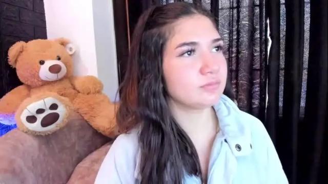 Image 3 of megan_devon Stream on Chaturbate on 15 days ago