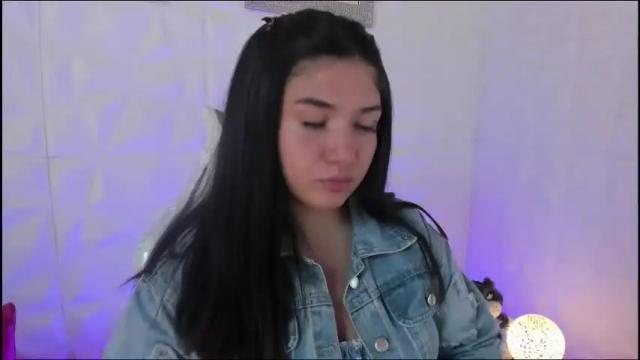Image 8 of megan_devon Stream on Chaturbate on 23 hours ago