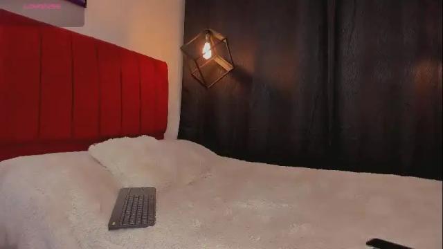 Image 12 of megan_do_santos Stream on Chaturbate on 12 days ago