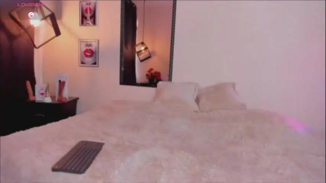 Image 7 of megan_do_santos Stream on Chaturbate on 1 month ago