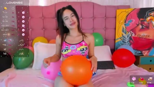 Image 10 of megan_foster1 Stream on Chaturbate on 16 months ago