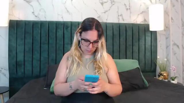 Image 8 of megan_holt6 Stream on Chaturbate on 14 months ago