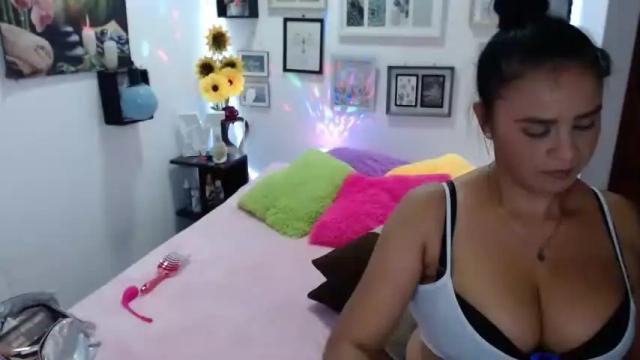 Image 7 of megan_hott_69 Stream on Chaturbate on 18 months ago