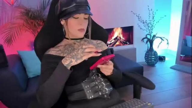 Image 6 of megan_inked_ Stream on Chaturbate on 9 days ago