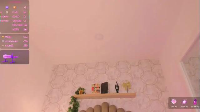 Image 10 of megan_leal1 Stream on Chaturbate on 4 months ago