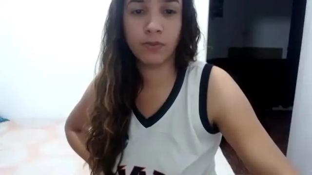 Image 2 of megan_little_ Stream on Chaturbate on 13 months ago