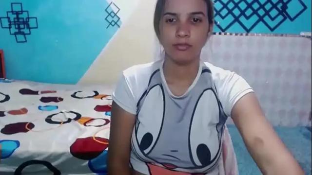 Image 7 of megan_little_ Stream on Chaturbate on 21 days ago