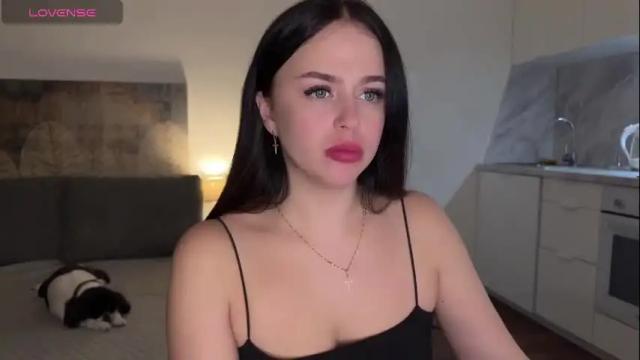 Image 2 of megan_nilson Stream on Chaturbate on 1 month ago