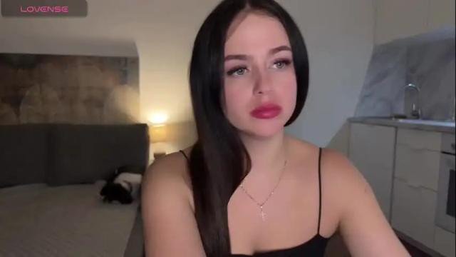 Image 8 of megan_nilson Stream on Chaturbate on 1 month ago