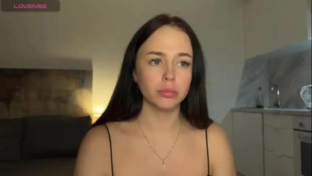 Image 12 of megan_nilson Stream on Chaturbate on 23 days ago