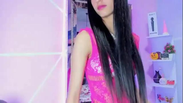 Image 6 of megan_noa Stream on Chaturbate on 15 days ago