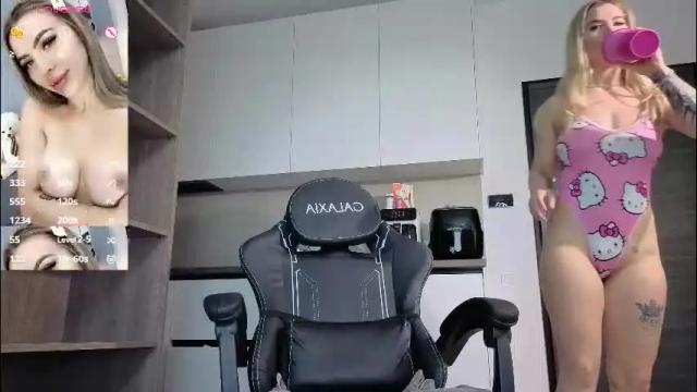 Image 2 of megan_ros_ Stream on Chaturbate on 16 days ago