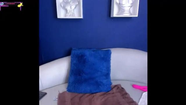 Image 4 of megan_slu Stream on Chaturbate on 1 month ago